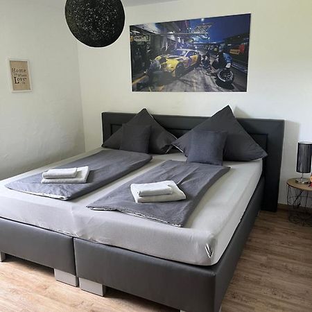 Gaestezimmer Melina Am Nuerburgring Adenau Zewnętrze zdjęcie